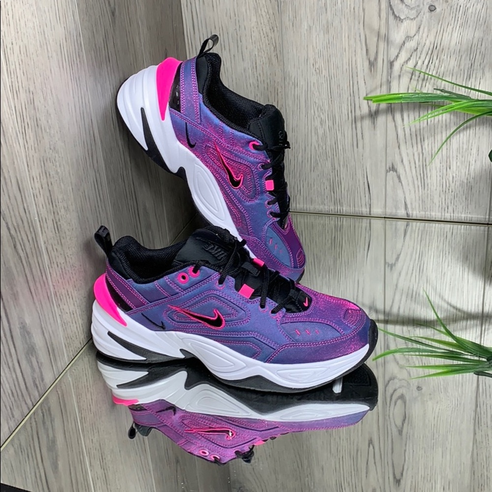 ❤️ WMNS NIKE M2K Tekno Laser Fuchsia Purple - Picture 2 of 8